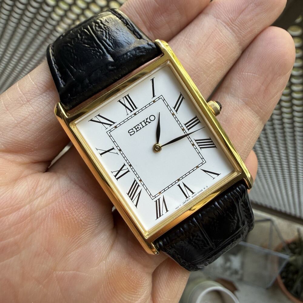 Seiko Tank Watch White Roman Numeral Dial Black Leather Band 4N30-00G0 Mens 28mm